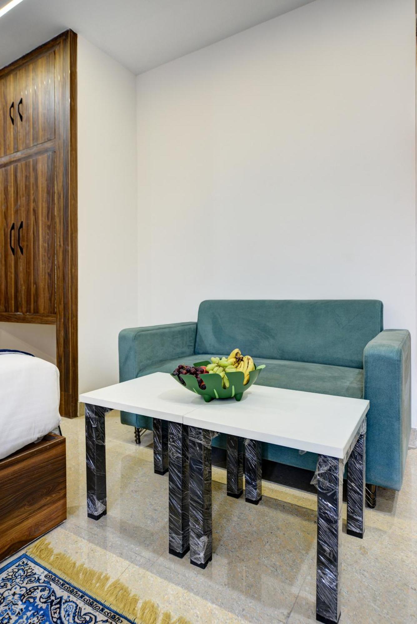 Dream World Near Delhi Airport Hotel 4*